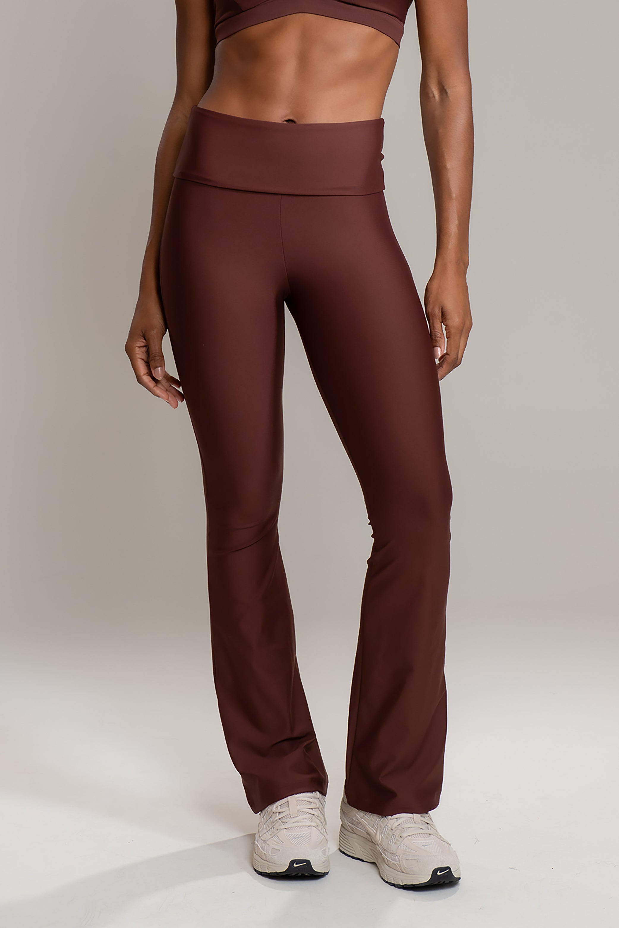 Flaire Skin Superhigh Couro