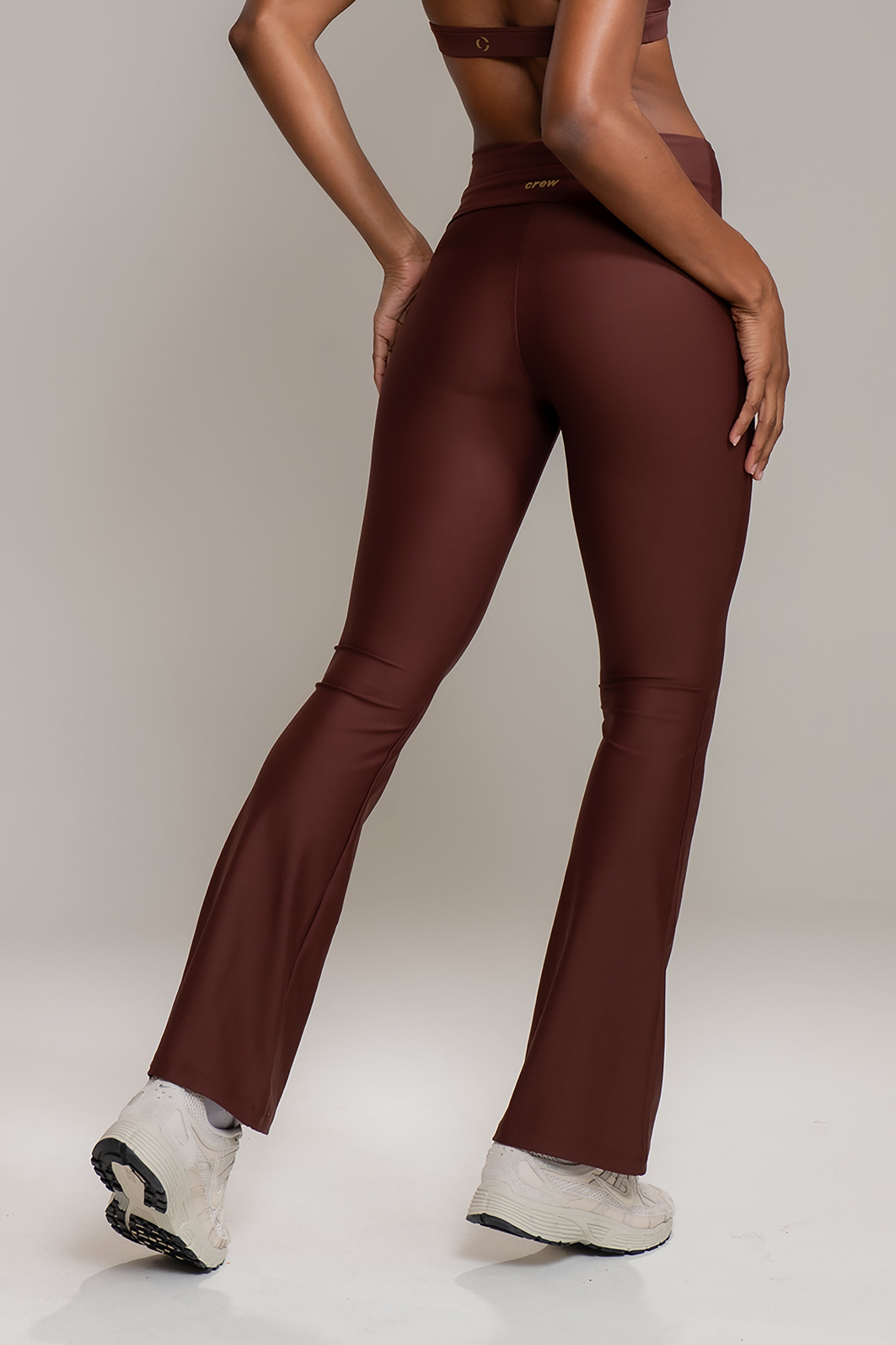 Flaire Skin Superhigh Couro