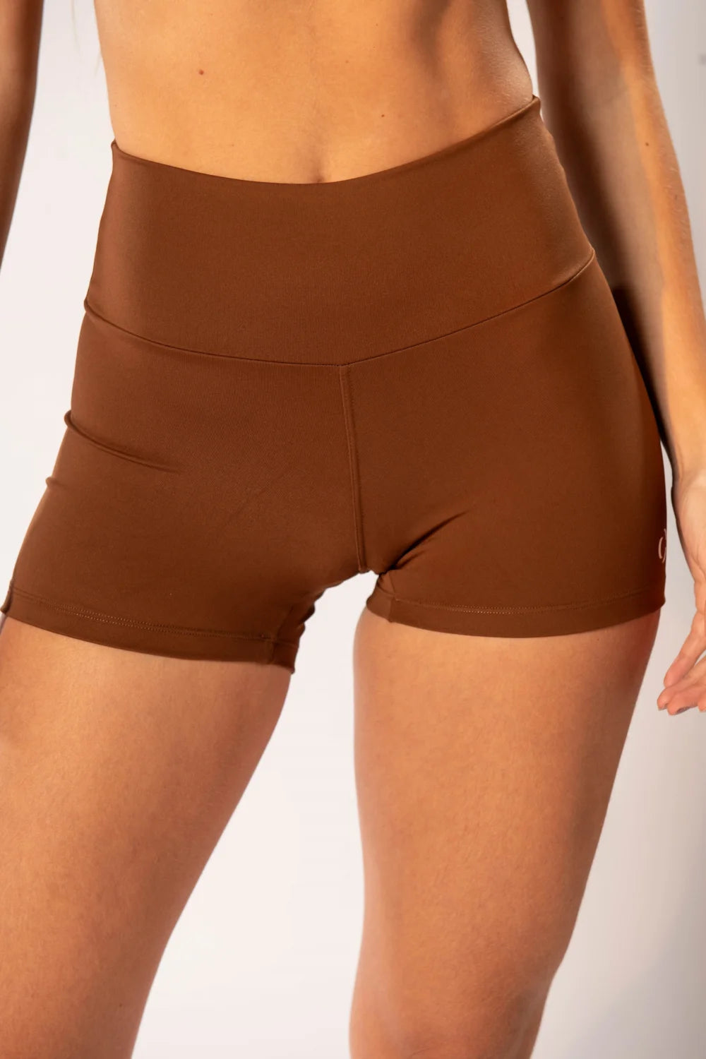 SHORT CREW MARROM