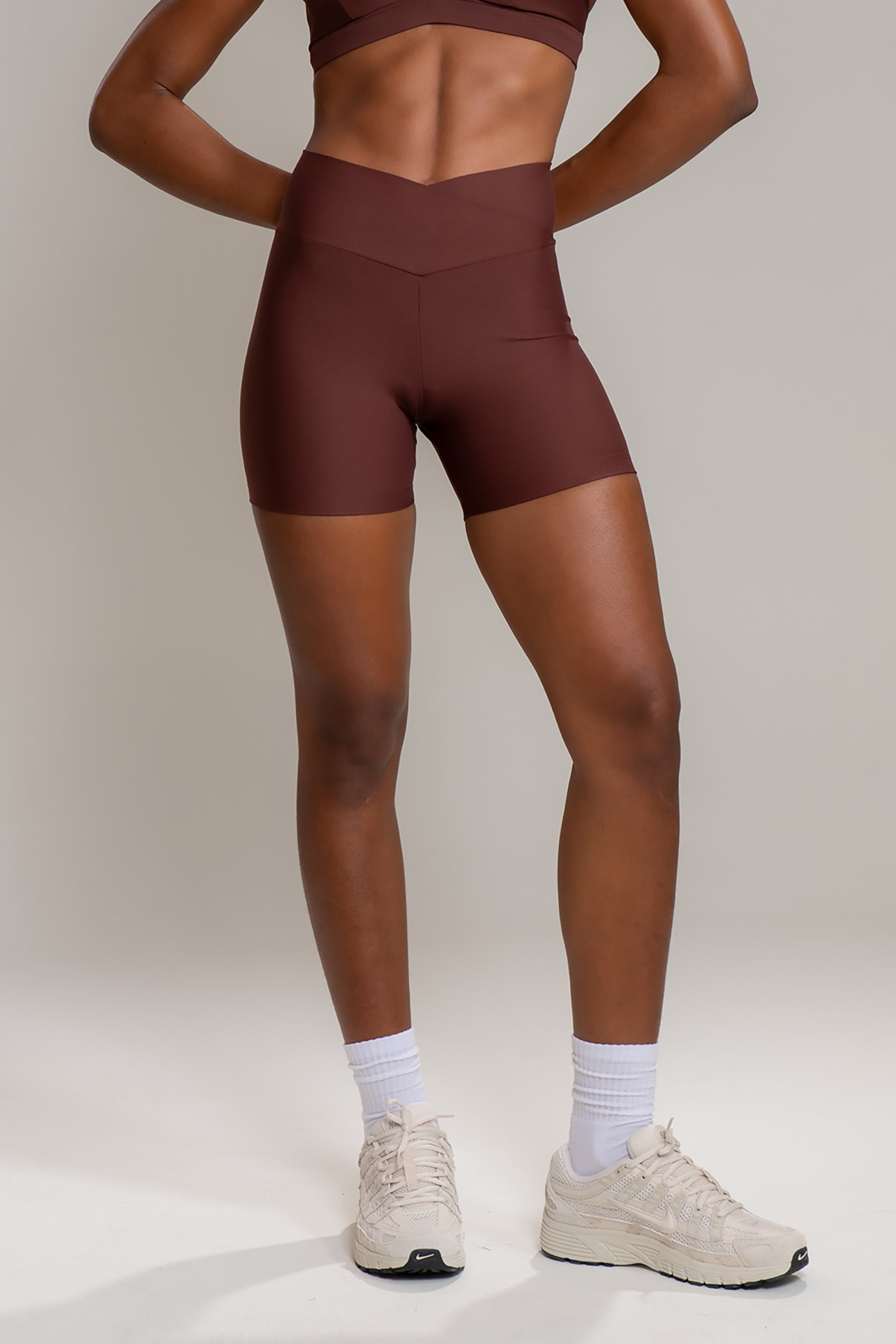 Short Skin Cross Couro